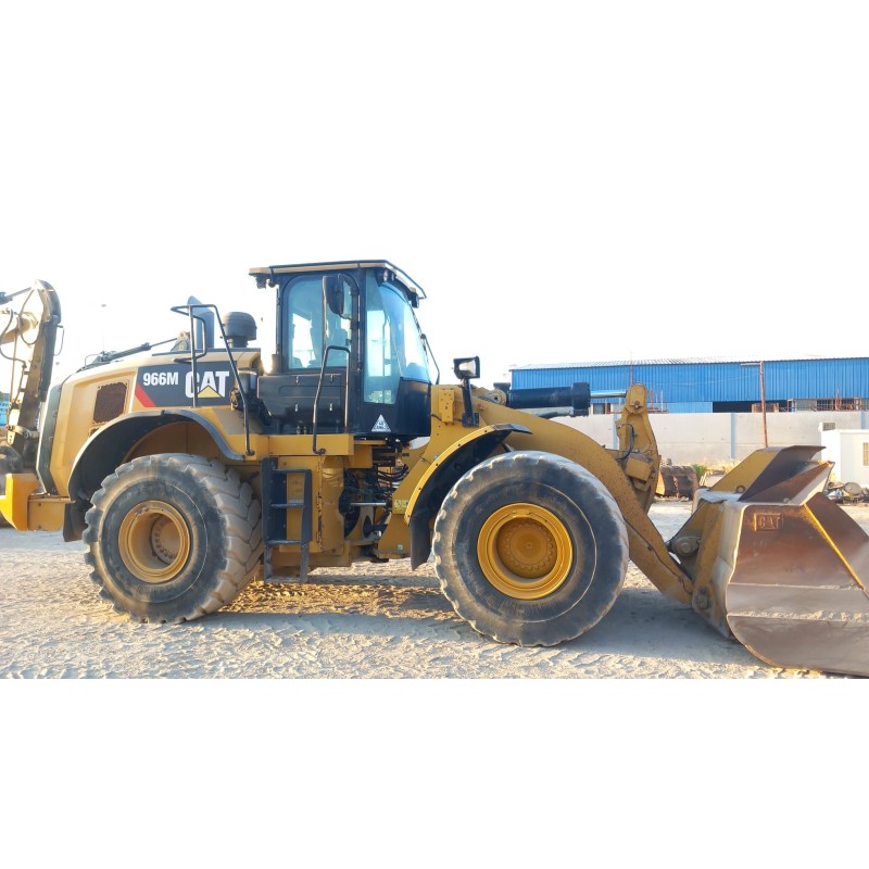 Pala cargadora caterpillar 966m