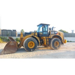 Pala cargadora caterpillar 966m