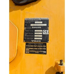 PALA CARGADORA VOLVO L 120F