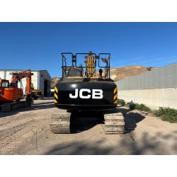 Excavadora de cadenas JCB JS131LC