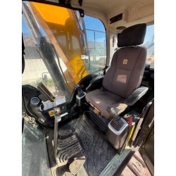 Excavadora de cadenas JCB JS131LC