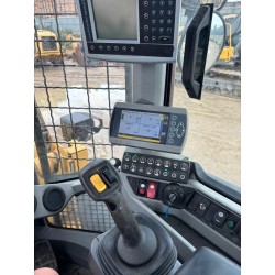 Pala cargadora caterpillar 930K